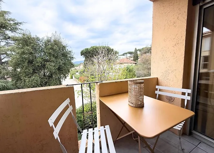 アパート Cosy Avec Balcon, 1 A Maxime *