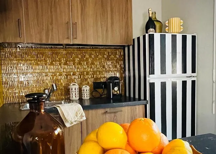 Апартаменти Cosy Avec Balcon, 1 A Maxime Сент-Максім