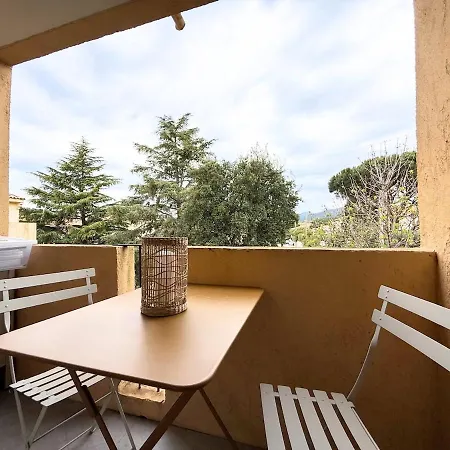 Cosy Avec Balcon, 1 A Maxime Sainte-Maxime