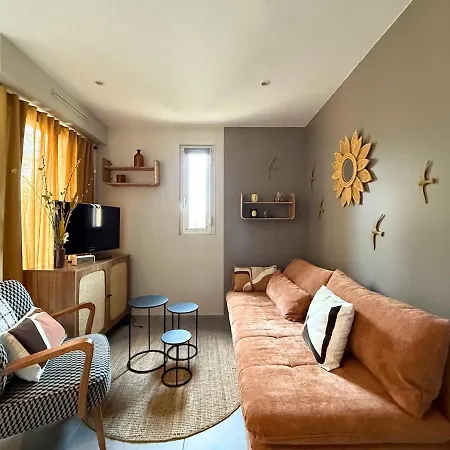 Cosy Avec Balcon, 1 A Maxime