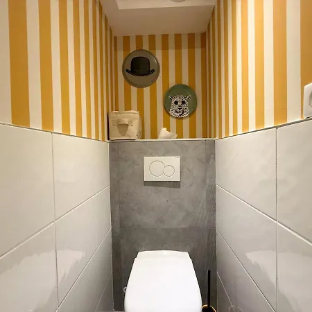 Cosy Avec Balcon, 1 A Maxime Apartment